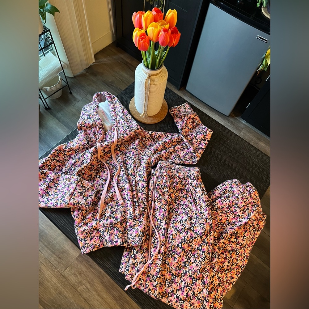 Anthropologie Daily Practice Floral Hoodie Sweatpants Matching Set - Picture 5 of 9